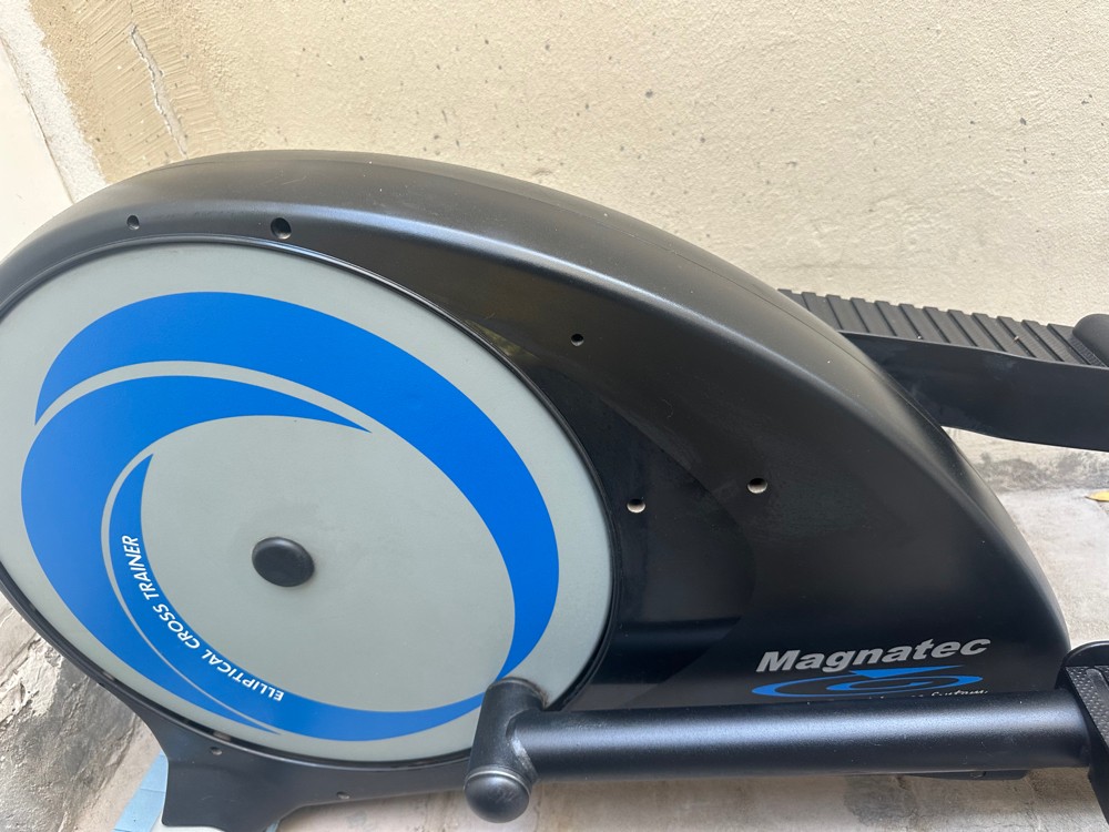 Elliptical Cross Trainer - 3