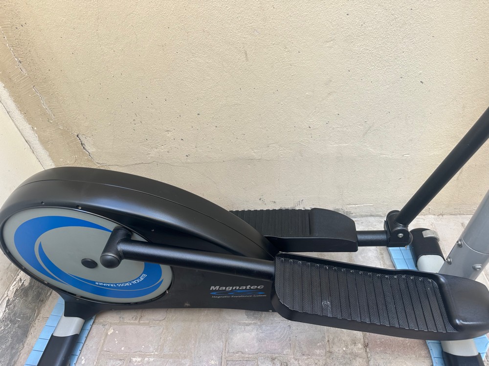 Elliptical Cross Trainer - 2