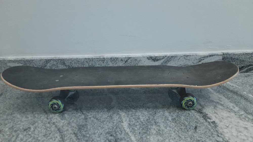 light used skating board - 1
