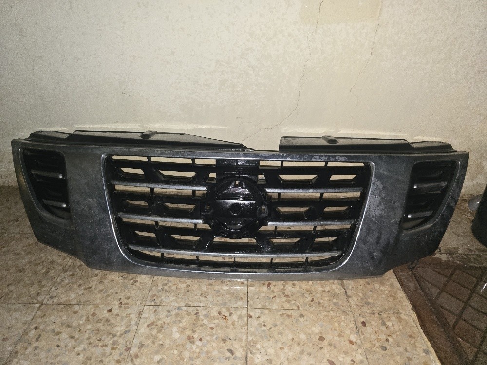 رفرف يمين مع شبك - 1