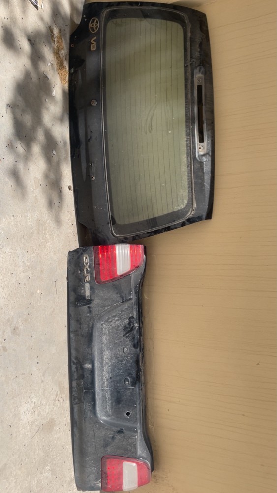 للبيع باب خلفي جي اكس آر  - 1