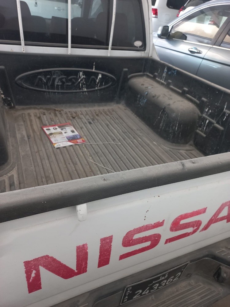 Nissan Pick up - 3