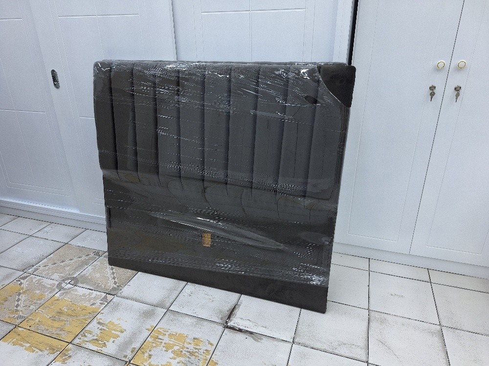 bed frame with Gumash - 9