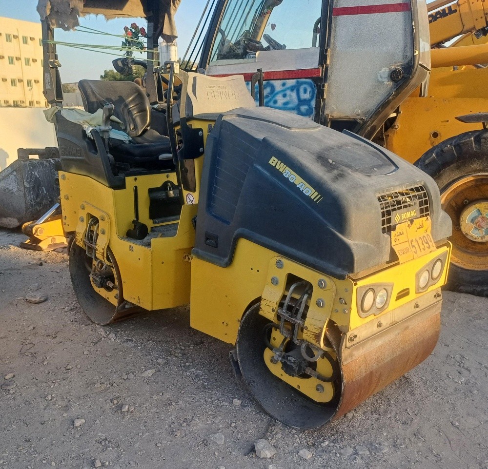 roller 3 ton for rent - 1