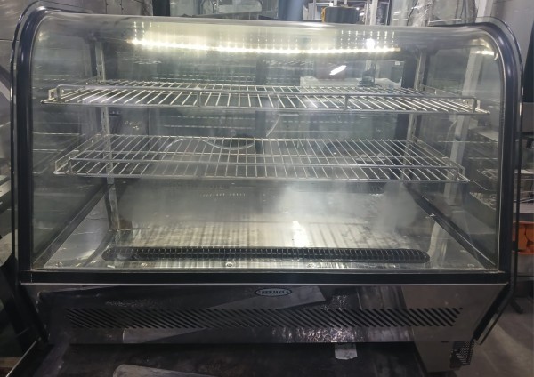 Table top display chiller - 1