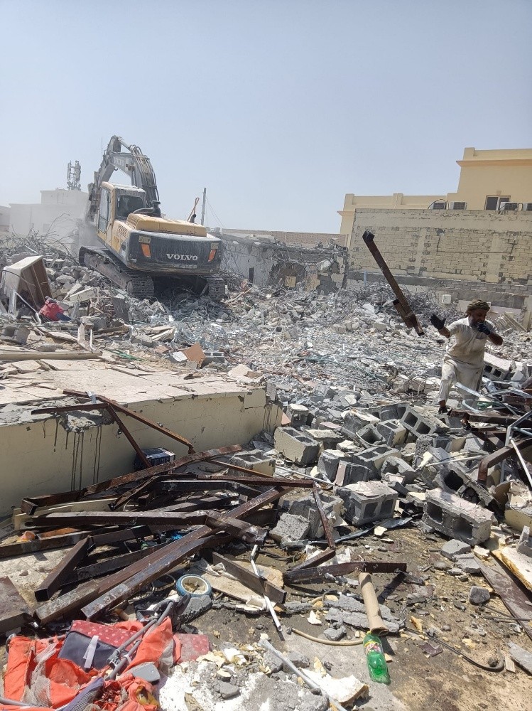 تكسير خرسانة وقطع وهدم وترحيل مخل - 2