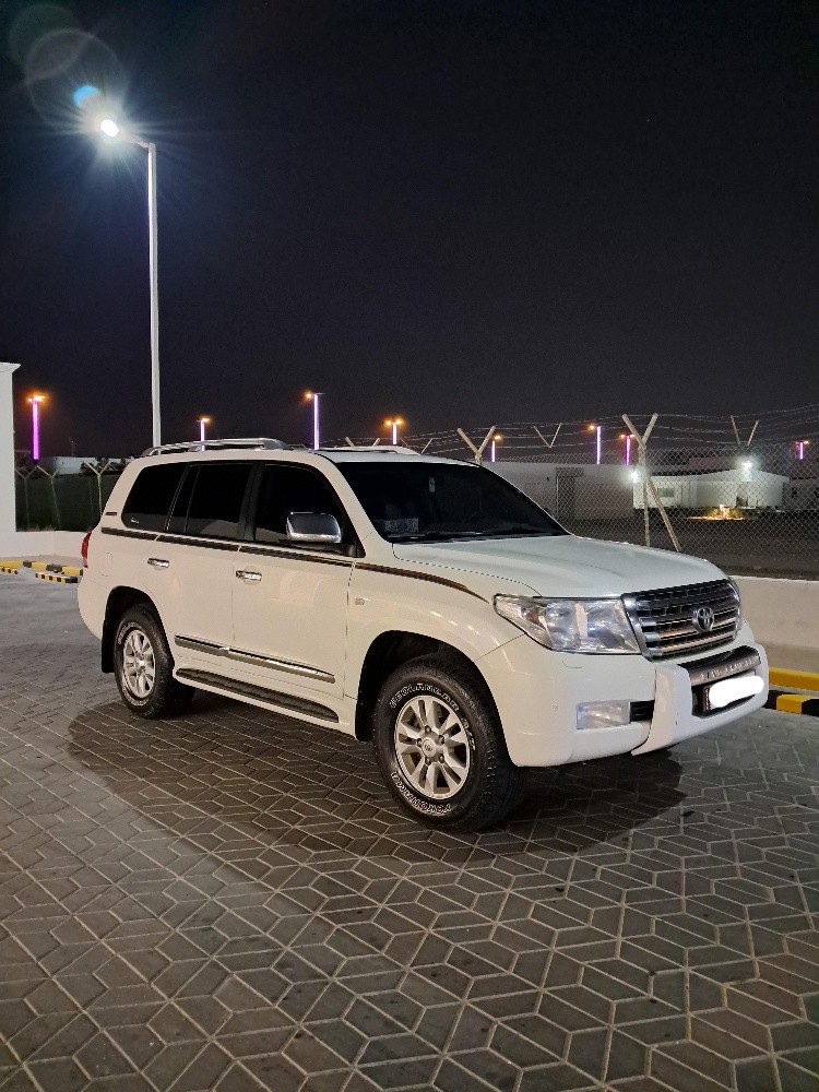V8 mitsubishi land cruiser vxr - 3