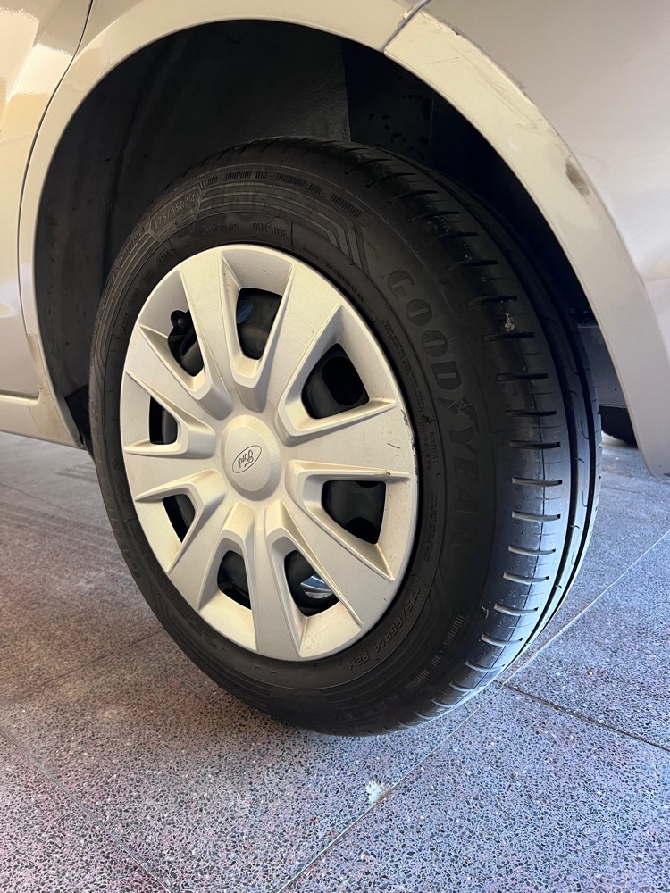 Ford Figo 2014 - 13