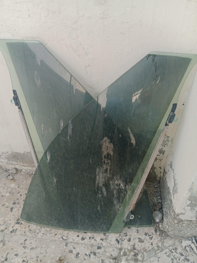 قطع لكزس اي اس 300 - 6