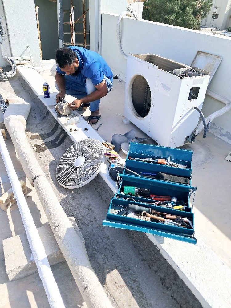 All kinds of AC repair & selling. - 6