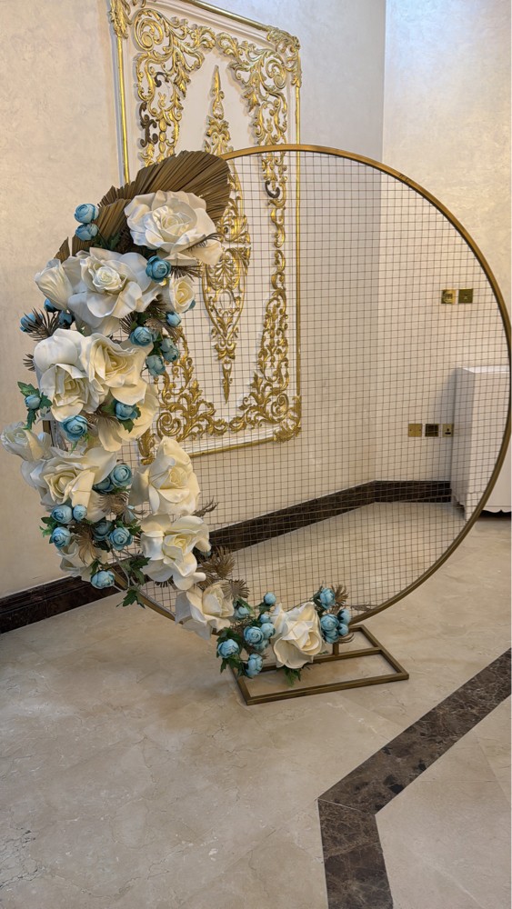 Stand for decoration  - 1