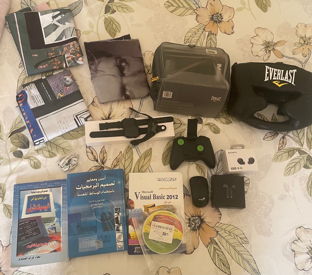 MOVING OUT MULTIPLE ITEMS URGENT - 1