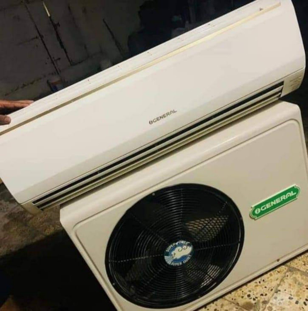 Like New Condition used AC - 2