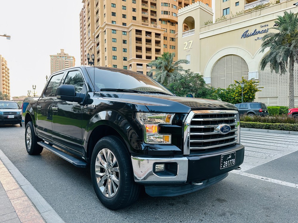FORD F 150 XLT V8 ( 4*4 ) - 4