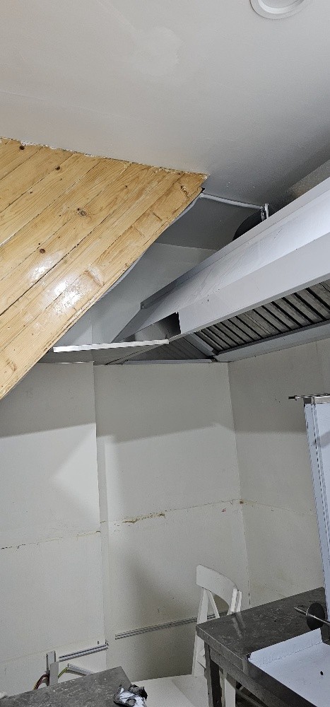 Kitchen hood and exhaust work. - 12
