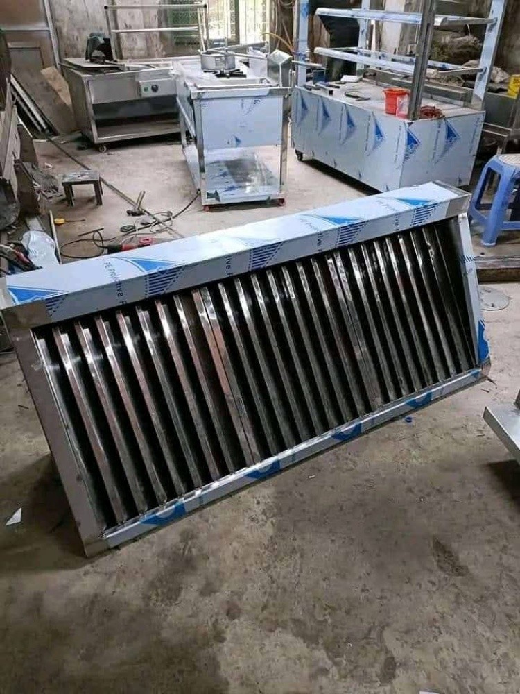 Kitchen hood and exhaust work. - 5