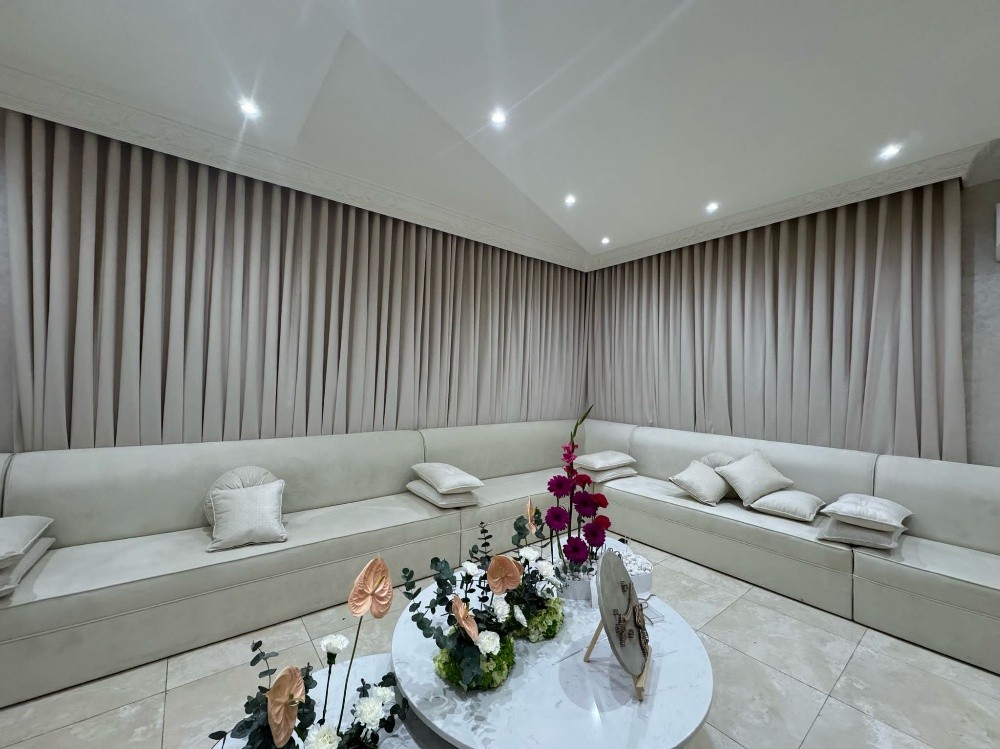 Furniture detailing and upholster - 3