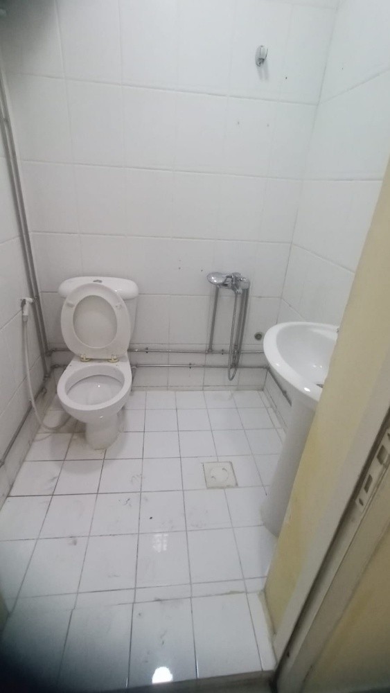 Room for rent - 6