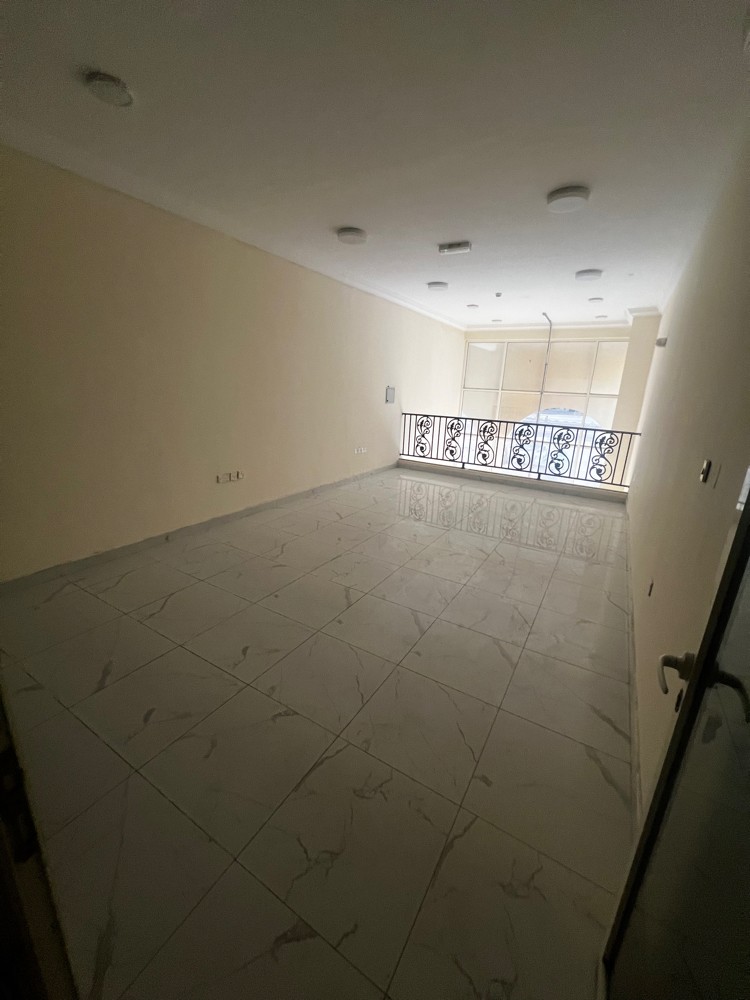 Shop for rent - 4
