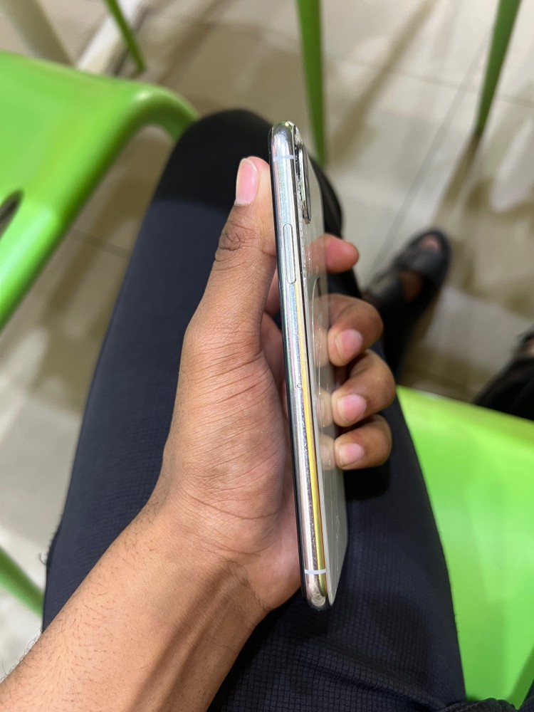 iPhone X - 3