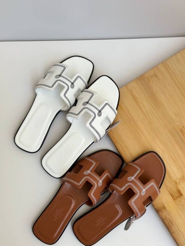 Hermes slipper available - 15