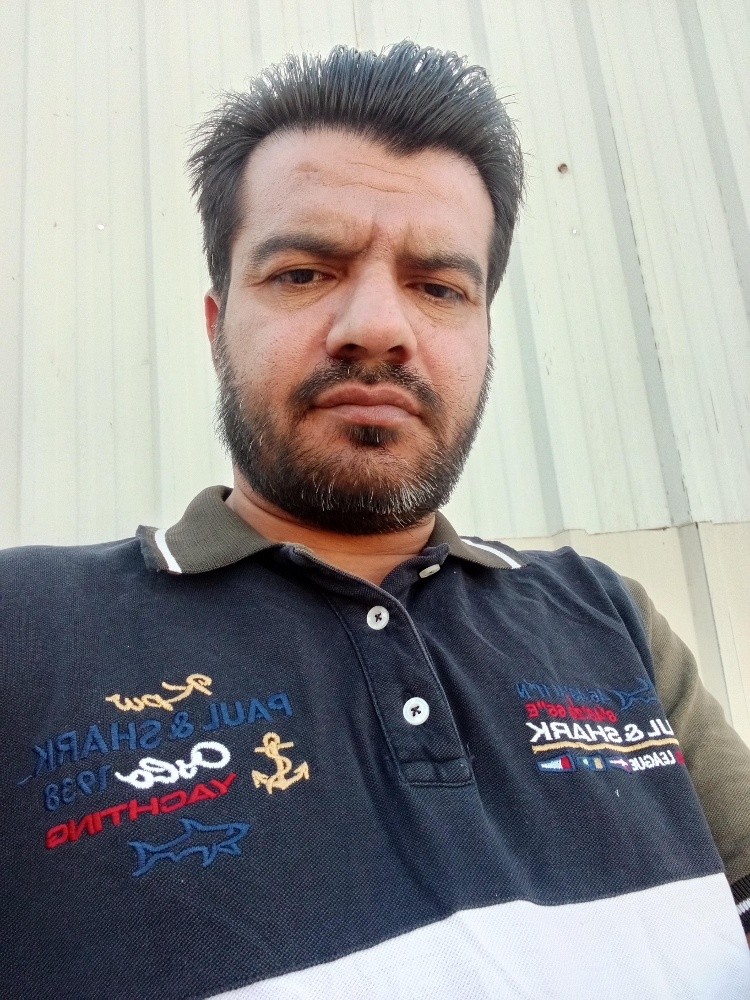 I need any Job - 1