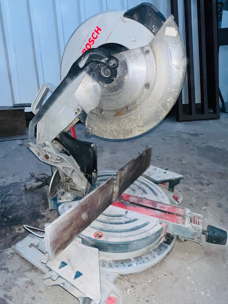 Aluminium cutter urgent sale - 2