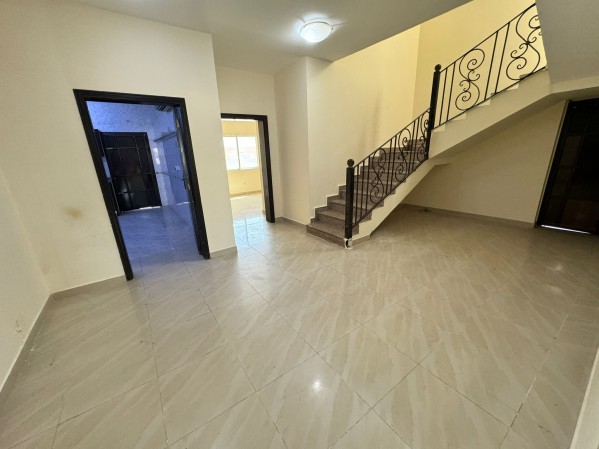 5 Bhk Villa in Umm Al Amad - 3