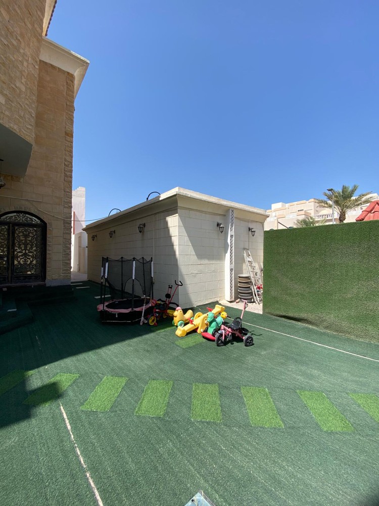 للبيع في نعيجة - 1