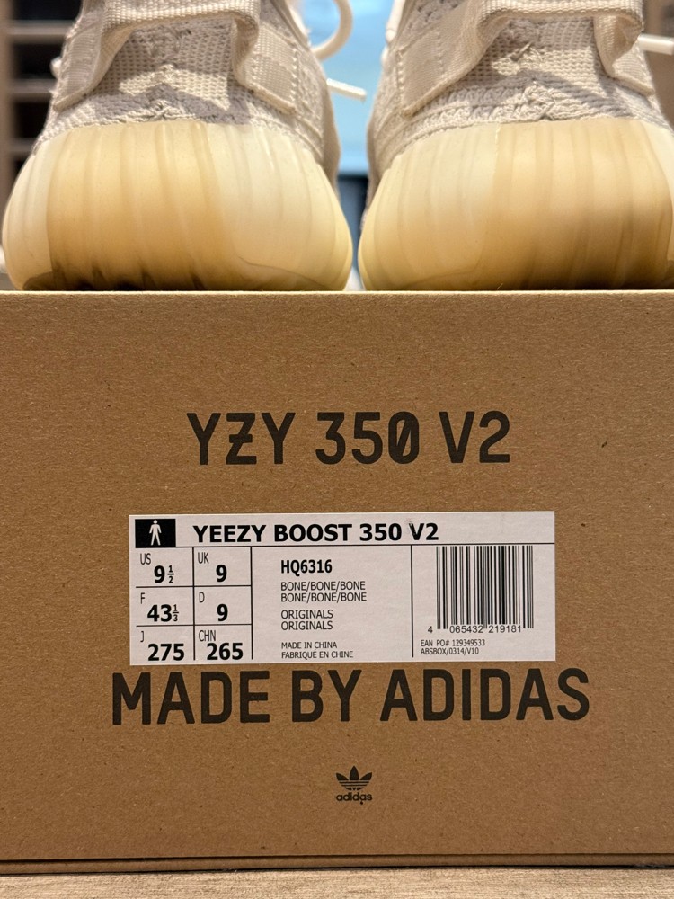 حذاء ييزي 350 اصلي اللون ابيض - 3