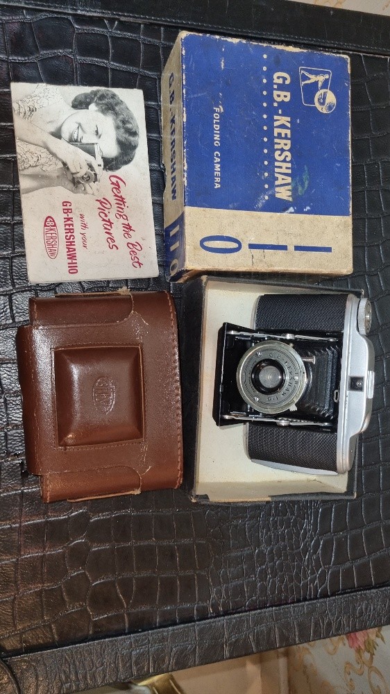 Vintage 1950's Folding Camera - 1
