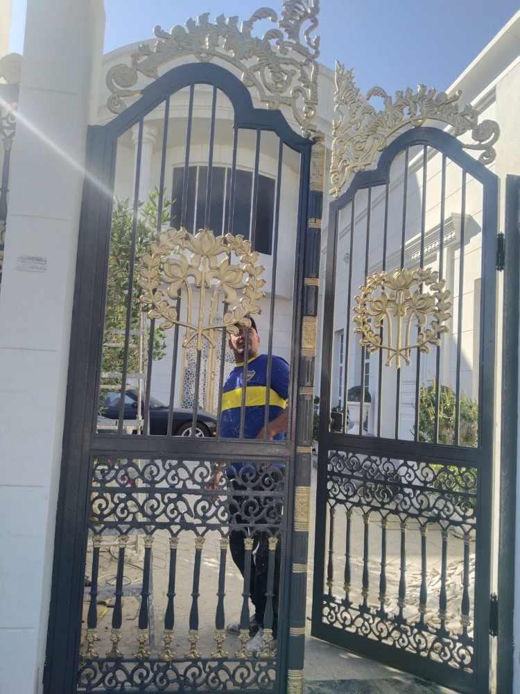 صباغ أبواب الحديد - 2