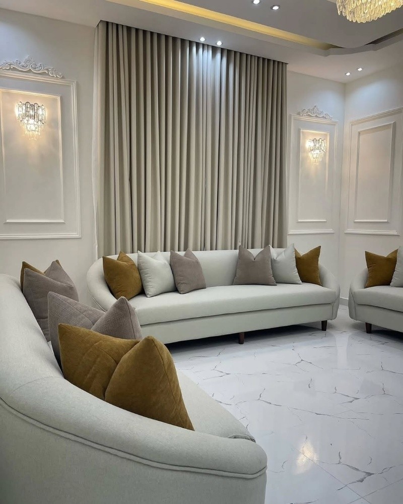 Arabic majlis, Sofa - 3