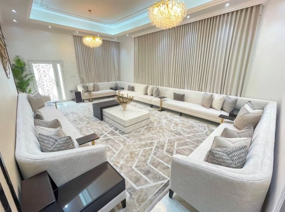 Arabic majlis, Sofa - 8