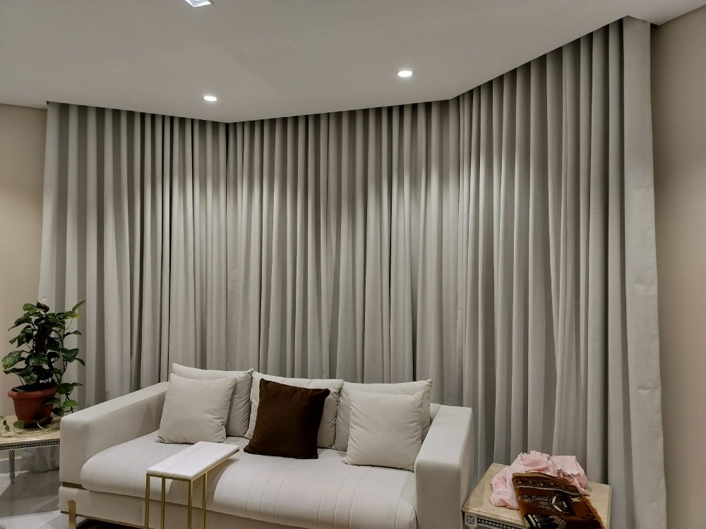 Home Curtains Solution - 1