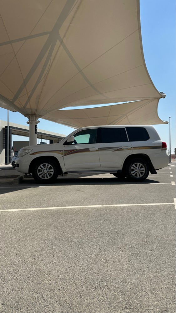 Land Cruiser 2011 G Standard  - 6