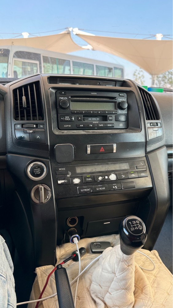Land Cruiser 2011 G Standard  - 13