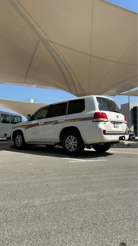 Land Cruiser 2011 G Standard  - 2