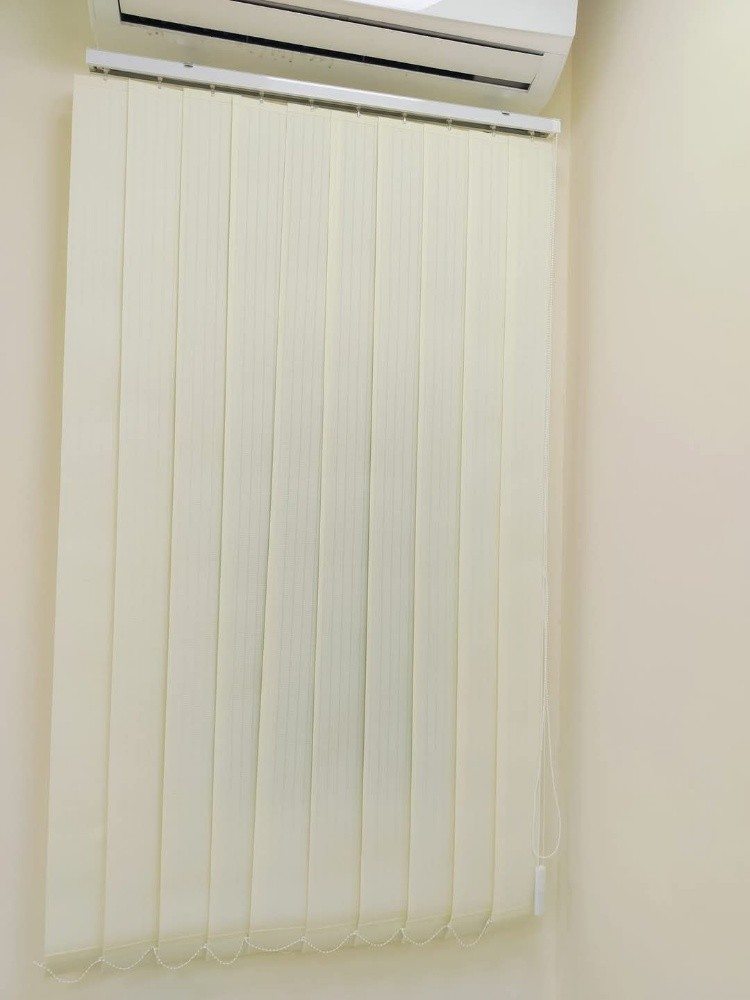 window blind - 3