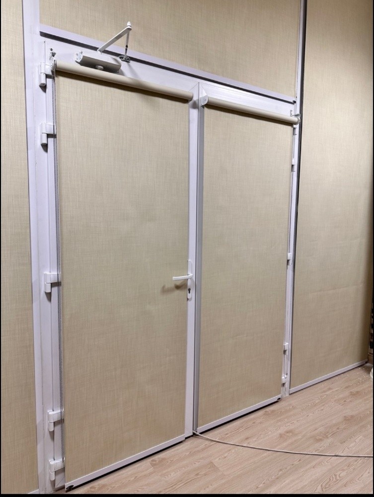 window blind - 4