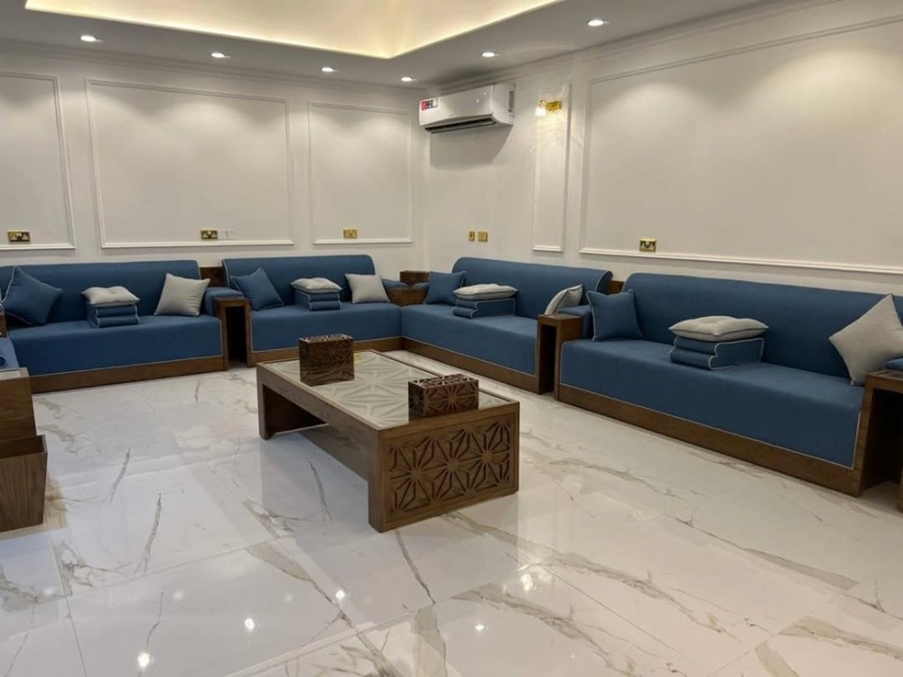 Sofa, Majlis - 6