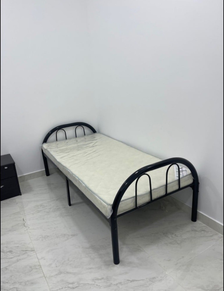 Bunk and single still bed availab - 4