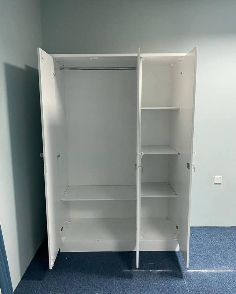 Bunk and single still bed availab - 14