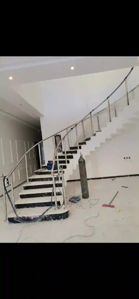Steel & Fencing Works Etc. - 6