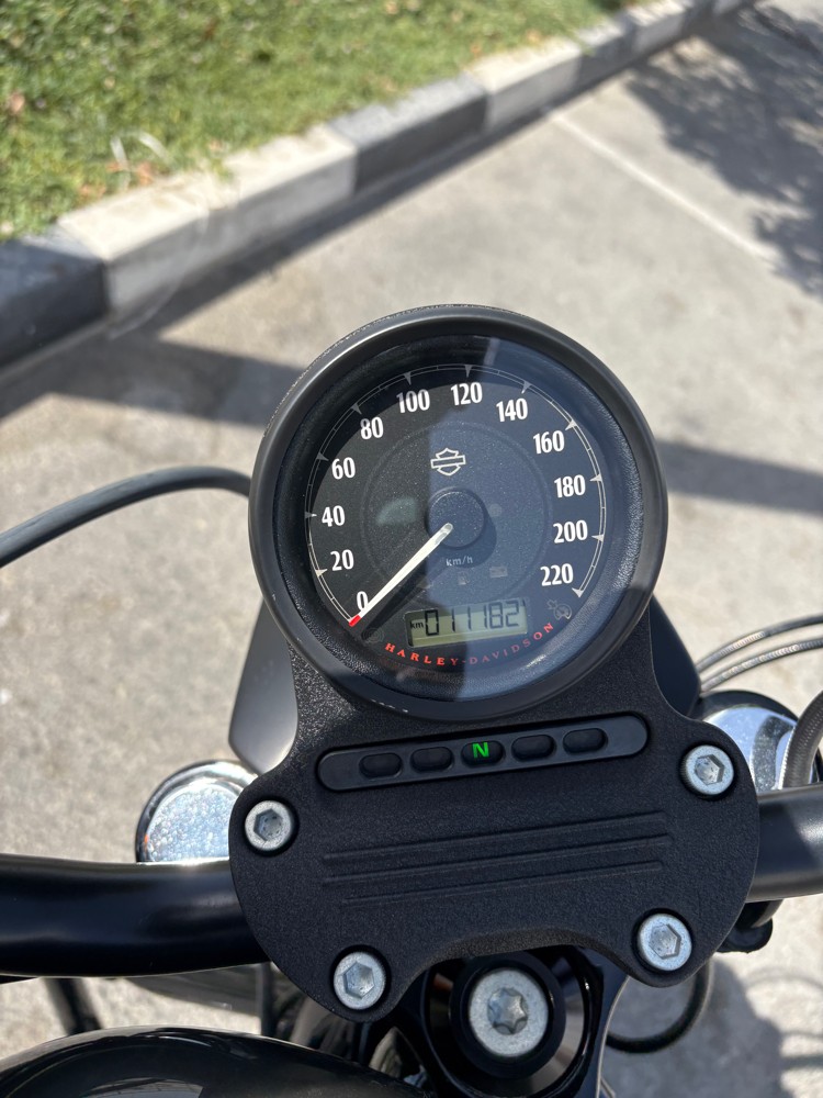 هارلي ديفيدسون سبورستر حديد 883 - 4