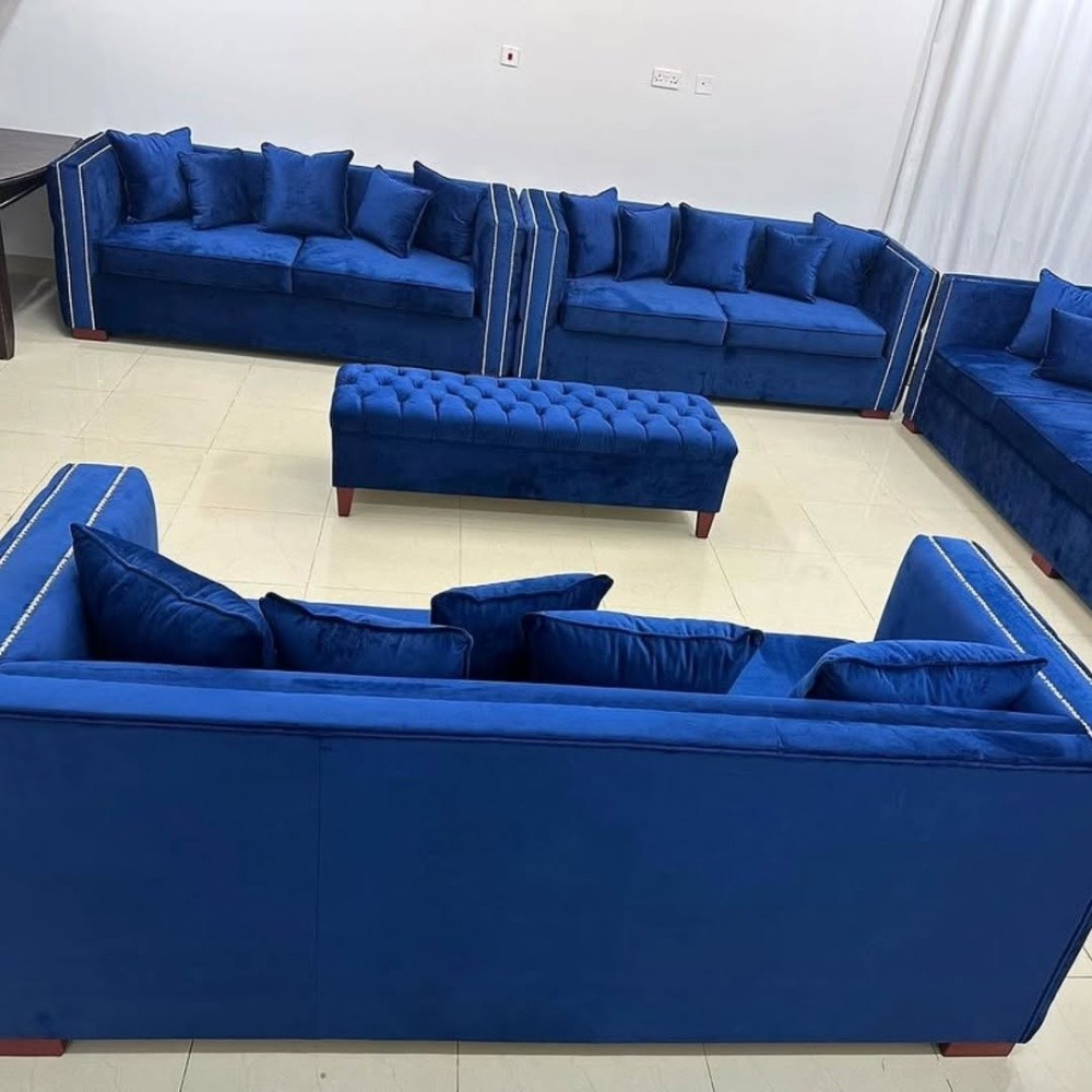 Mojlis & Sofa - 1