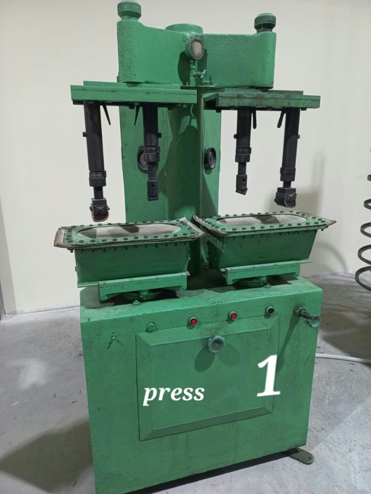 Arabic Slippers making Machine - 1