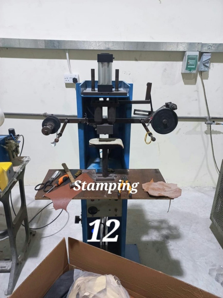 Arabic Slippers making Machine - 10