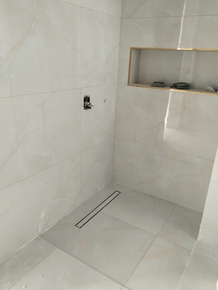 نقوم بجميع اعمال خدمات الصيانة لل - 7