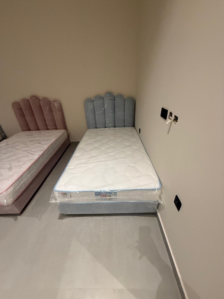 Bed & cabinet - 2